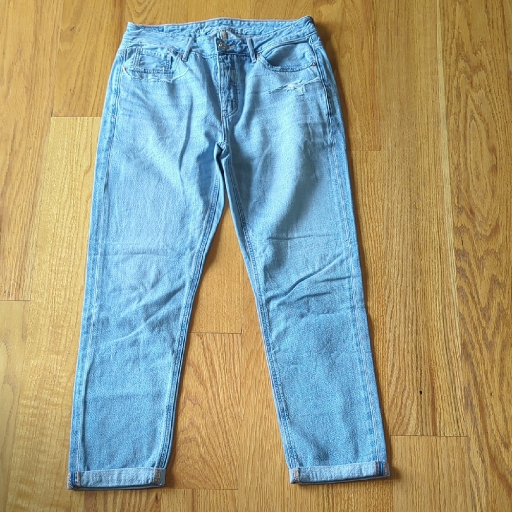American Eagle Light Blue Denim Jeans